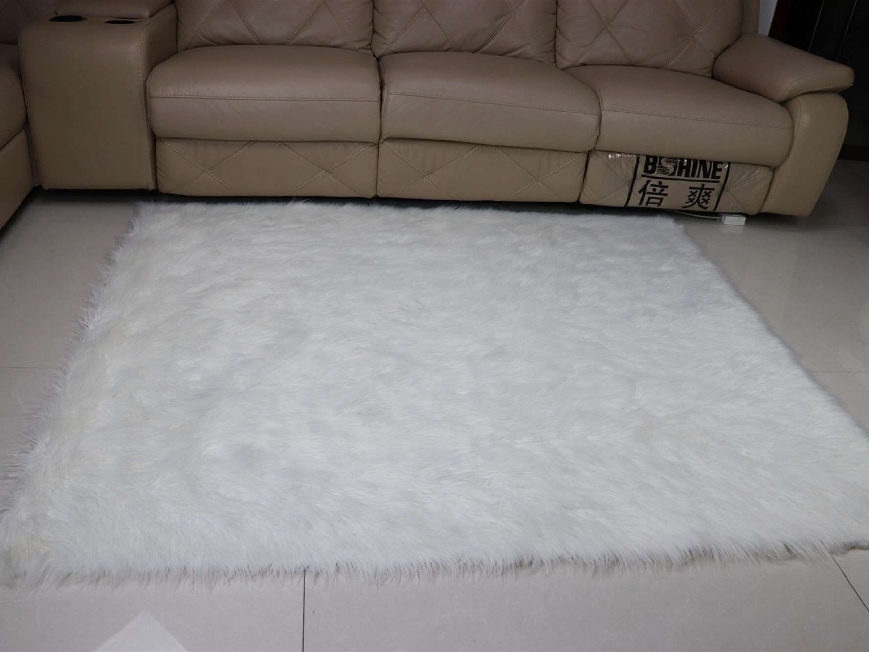 white faux fur carpet